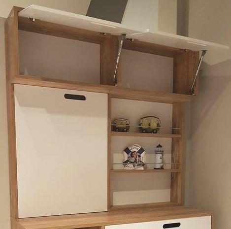 CAMBIADOR CON ALZADA