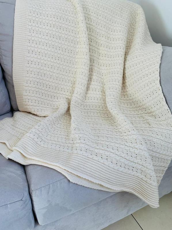 PIE DE CAMA 2.50*0.60 HILO CALADO