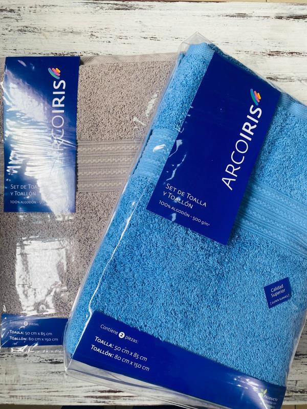 JUEGO DE TOALLA Y TOALLON ARCO IRIS