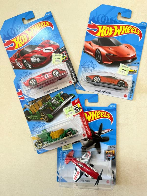 AUTO HOT WEELS