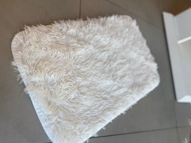 ALFOMBRA 60*40 PELO LARGO ANTIDESLIZANTE