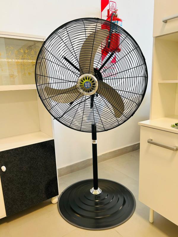 VENTILADOR DE PIE 26" VENTAR